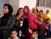 صور.. حضور كثيف للسيدات بلجان أسيوط الانتخابية فى اليوم الثالث للانتخابات