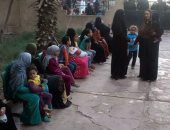 طوابير من سيدات " نزلة الخيال " بالشرقية أمام اللجنة الانتخابية
