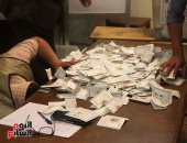 المؤشرات الأولية.. السيسى يحصد 1768 صوتًا وموسى 25 فى لجنة عزبة فرج بدمياط