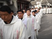 صور.. "الكاثوليك" فى الصين يقيمون قداس قبيل اتفاق تاريخى مع الفاتيكان
