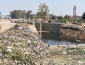قارئ يشكو من انتشار القمامة بمدخل كفر عزبة زيور فى طوخ بالقليوبية  