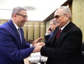 صور.. أعضاء "تشريعية البرلمان" وقيادات المجلس يهنئون "أبوشقة" على رئاسة حزب الوفد