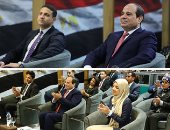 الرئيس يوجه كلمة للشعب بعد فوزه بولاية رئاسية ثانية: ثقتى فى عبقرية الأمة المصرية لا تحتمل التأويل.. الجيش والشرطة وفرا أقصى درجات الحماية للمصريين.. مشهد الاصطفاف الوطنى مبهر ويبعث على الأمل.. ويشكر موسى مصطفى