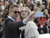 مسئولو مهرجان كان السينمائى يمنعون الـselfie.. كم شخص سيكسر القاعدة