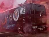 الشرطة تحقق فى هجوم جماهير ليفربول على حافلة مانشستر سيتى
