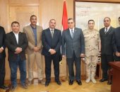 تكريم رئيس إطسا بالفيوم لفوز المدينه بأعلى نسبه تصويت بالانتخابات الرئاسية 