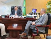 محافظ الفيوم يلتقى سفير إيطاليا ومنسق برنامج الإنماء لبحث سبل التعاون