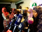 صور.. السودان يتسلم الملتحقين بداعش فى ليبيا بينهم 8 فتيات