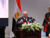 رئيس جامعة عين شمس يصدر قرارات بتعيينات جديدة بالطب والهندسة والألسن