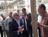 صور.. محافظ بورسعيد يوجه بسرعة الانتهاء من اعمال تطوير المسجد العباسى