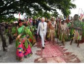 صور.. الأمير البريطانى تشارلز رئيسا فخريا على جزيرة فانواتو
