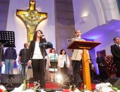 قداس عيد القيامة المجيد بالكنيسة الإنجيلية بحضور وزراء وشخصيات عامة 