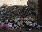 قارئ يشكو من انتشار القمامة بشارع السيد سليم بالمنصورة