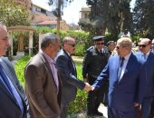 صور ..محافظ الإسماعيلية ورئيس هيئة قناة السويس يقدمان التهنئة للأقباط