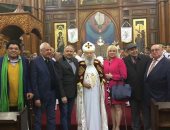 صور.. سفير مصر ببريطانيا يشارك الكنيسة المصرية بلندن الاحتفال بعيد القيامة