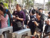 صور.. الأجانب يتفوقون على المصريين فى زيارة المتحف المصرى بشم النسيم