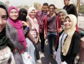 صور.. 9 طلاب بإعلام بنى سويف يروجون للمحافظة سياحيا فى مشروع تخرجهم