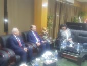 فيديو.. وصول وزيرا التنمية المحلية والثقافة للإسماعيلية لافتتاح مهرجان الأفلام التسجيلية