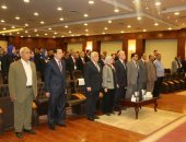 فيديو وصور.. محافظ جنوب سيناء يكرم الفائزين فى ملتقى الموهوبين