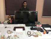 القبض على لص سرق أجهزة إلكترونية من داخل إحدى السيارات بمدينة نصر
