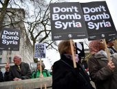 مظاهرات بلندن احتجاجا على نية حكومة بريطانيا المشاركة فى قصف سوريا
