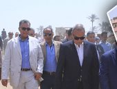 وزير النقل من الصعيد: وضعنا استراتيجية لإنشاء محاور وكبارى أعلى النيل كل 35 كم وفقا لتوجيهات الرئيس.. هشام عرفات: تكليف رئاسى لربط طرق شرق وغرب النهر لتحقيق التنمية.. وننفذ مشروعات فى الصعيد بـ8 مليار ات جنيه