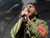 أداء مؤثر لـThe Weeknd بإحدى أغنياته الجديدة.. ومقربون: يغنيها لسلينا جوميز