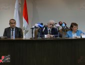 وزير التعليم: مهمة التابلت بنظام التعليم الجديد توفير مصادر التعلم للطلاب - صور