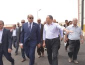 فيديو وصور.. محافظ مطروح ورئيس مياه الشرب يتفقدا محطة مياه الرميلة 3  