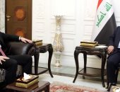 رئيس الوزراء العراقى يؤكد لمبعوث ترامب أهمية التركيز على إنهاء الإرهاب