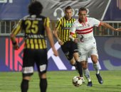 صور.. التعادل السلبى يحسم الشوط الأول بين الزمالك والمقاولون