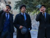 صور.. شاب يظهر جمال معالم محافظة الإسكندرية بمحاكاة مسلسل "peaky blinders"