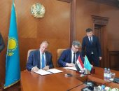محافظ البحر الأحمر يوقع اتفاقية تآخى مع إقليم جنوب كازاخستان لتنشيط السياحة