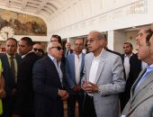 رئيس الوزراء يترأس اجتماعا للقيادات التنفيذية بمحافظة بورسعيد - صور