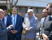  محافظ دمياط : شراء لودر جديد لرفع القمامة بتكلفة مليون و 100 ألف جنيه