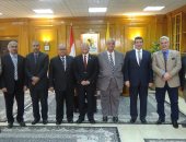 رئيس جامعة المنيا يستقبل وفد من الهيئة القومية لضمان جودة التعليم والاعتماد
