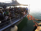 ننشر صور  إنقاذ 83 مهاجرا على متن قارب مطاطى بسواحل ليبيا