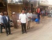 صور.. رفع الاشغالات والبائعة الجائلين والقمامة بشوارع المراغة بسوهاج