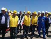 وزير البترول ومفوض الاتحاد الأوروبى يزوران محطة معالجة غاز حقل ظهر ببورسعيد