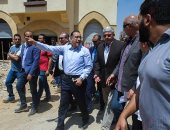 وزير الإسكان يتفقد مشروع روضة السيدة.. ويؤكد: سيتم تسليمه فى موعده - صور