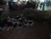 قارئ يشكو من وجود قمامة أسفل سلالم محطة مترو عزبة النخل