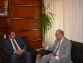 وزير القوى العاملة يلتقى السفير العراقى بالقاهرة لبحث صرف المعاشات التقاعدية