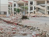 صور.. السيول تضرب قرى سياحية بالعين السخنة وتدمر أجزاءً من شاليهات