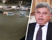 فيديو.. رئيس الرقابة الإدارية يحقق بنفسه فى قضايا الإهمال بالقاهرة الجديدة بعد كارثة السيول.. الوزير  محمد عرفان يفاجئ موظفى محطة الكهرباء ويستمع لشكاوى المواطنيين.. ويؤكد للعاملين: "إحمدوا ربنا إن مفيش حد مات"