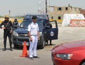صور.. حملة مرورية بالإسكندرية لتسهيل حركة السيارات بشوارع المحافظة