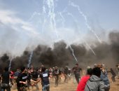 صور.. اشتباكات عنيفة بين فلسطينيين و قوات الاحتلال خلال جمعة " الشباب الثائر"