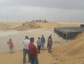 صور.. مجلس مدينة نخل ينجح فى السيطرة على السيول فى وسط سيناء