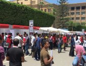 صور.. إقبال كبير من طلبة كلية الهندسة بالإسكندرية على ملتقى سوق العمل