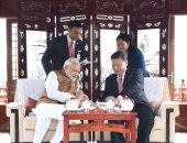 صور.. جولة بحرية لرئيس وزراء الهند مع الرئيس الصينى فى آخر أيام زيارته لبكين