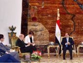 وزير خارجية فرنسا ينقل تحيات ماكرون للسيسى.. ويؤكد: مصر أهم شركاء المنطقة 